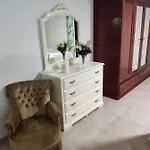 Housemaria *